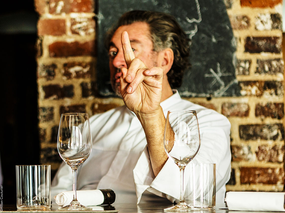 Portrait, chef et Ami Bruno Verjus, chef proprietaire, restaurant Table, 1 etoile au guide Michelin, Paris ©Alban Couturier